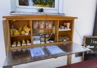 Automat, SB-Hofladen oder Verkaufsstand von Imkerei ZennBienen
