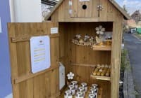 Automat, SB-Hofladen oder Verkaufsstand von Barneybee's Honig