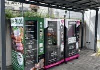 Automat, SB-Hofladen oder Verkaufsstand von Automaten bei Getränkemarkt Loscher