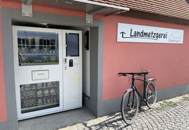 Landmetzgerei Sand in Ornbau Automat, SB-Hofladen oder Verkaufsstand von Landmetzgerei Sand in Ornbau