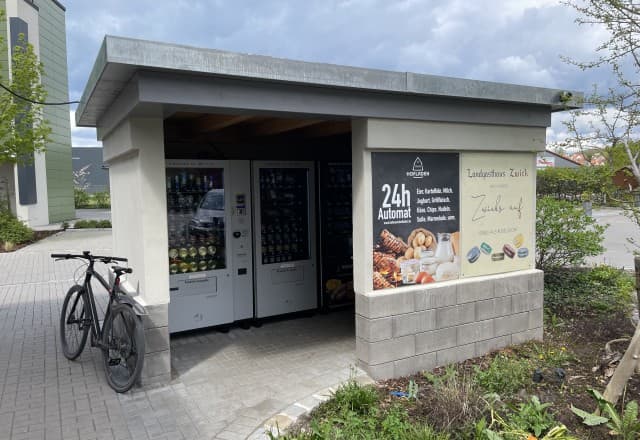 Landgasthaus Zwick - Abenberg in Abenberg Automat, SB-Hofladen oder Verkaufsstand von Landgasthaus Zwick - Abenberg in Abenberg