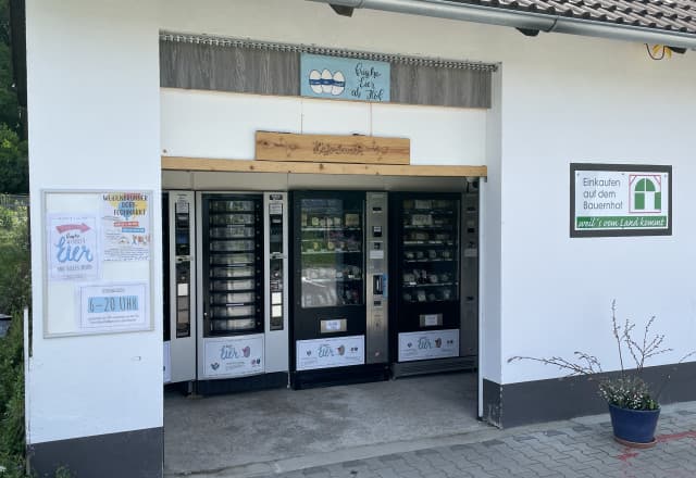 Winner Eier in Winn, Leinburg Automat, SB-Hofladen oder Verkaufsstand von Winner Eier in Winn, Leinburg