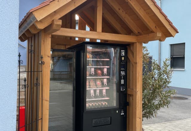 Landmetzgerei Regnet in Göggelsbuch, Allersberg Automat, SB-Hofladen oder Verkaufsstand von Landmetzgerei Regnet in Göggelsbuch, Allersberg
