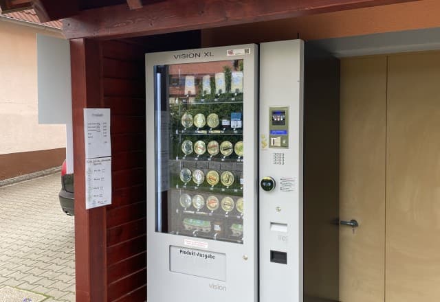 Karin und Herbert Rupp Landwirtschaft in Schrotsdorf, Offenhausen Automat, SB-Hofladen oder Verkaufsstand von Karin und Herbert Rupp Landwirtschaft in Schrotsdorf, Offenhausen