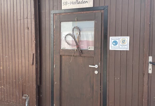 Wiedmann's Hofladen in Kleinschwarzenlohe, Wendelstein Automat, SB-Hofladen oder Verkaufsstand von Wiedmann's Hofladen in Kleinschwarzenlohe, Wendelstein