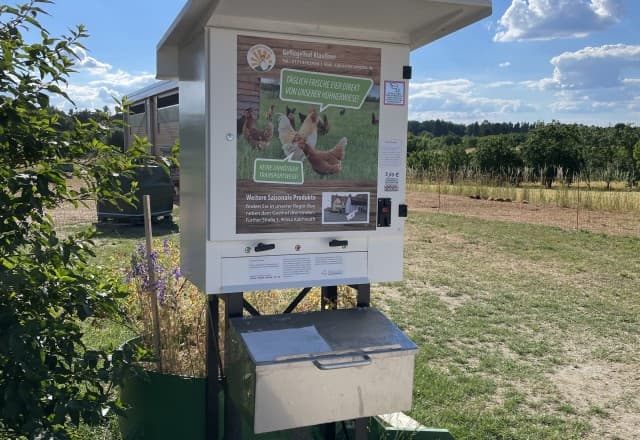 Geflügelhof Klaußner - Eier-Automat in Kalchreuth Automat, SB-Hofladen oder Verkaufsstand von Geflügelhof Klaußner - Eier-Automat in Kalchreuth