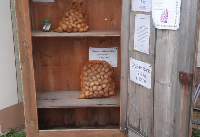 24h Verkauf Famile Wiedmann in Untereschenbach, Windsbach Automat, SB-Hofladen oder Verkaufsstand von 24h Verkauf Famile Wiedmann in Untereschenbach, Windsbach