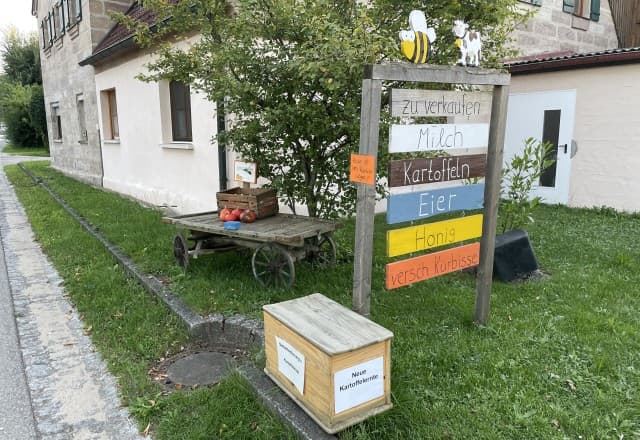 Direktvermarktung bei Familie Ramsenthaler in Obermauk, Georgensgmünd Automat, SB-Hofladen oder Verkaufsstand von Direktvermarktung bei Familie Ramsenthaler in Obermauk, Georgensgmünd