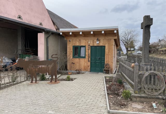 Joggershof in Oberharnsbach, Burgebrach Automat, SB-Hofladen oder Verkaufsstand von Joggershof in Oberharnsbach, Burgebrach