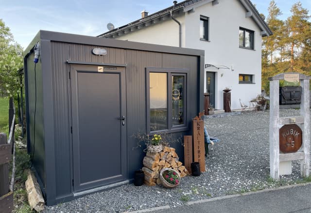 Kräuterfee aus Leutenbach in Ortspitz, Leutenbach Automat, SB-Hofladen oder Verkaufsstand von Kräuterfee aus Leutenbach in Ortspitz, Leutenbach