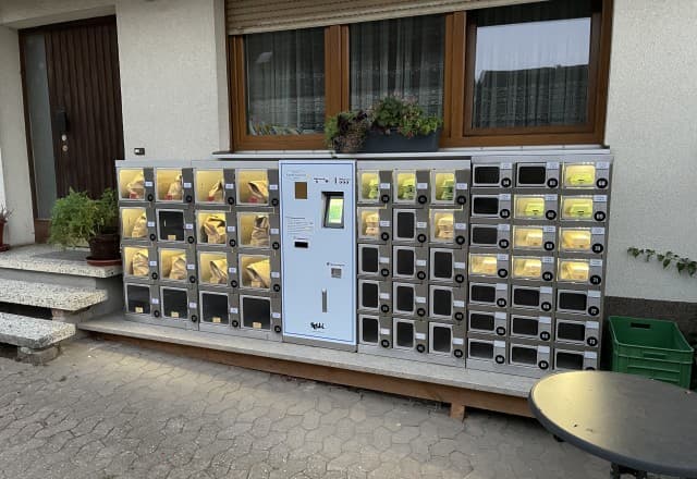 Bauernhof Familie Sommerer in Spardorf Automat, SB-Hofladen oder Verkaufsstand von Bauernhof Familie Sommerer in Spardorf
