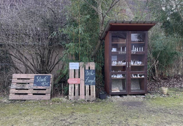 Baustoffkunst by Sandra in Beerbach, Abenberg Automat, SB-Hofladen oder Verkaufsstand von Baustoffkunst by Sandra in Beerbach, Abenberg