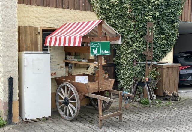 Biohof Dobeneck in Weppersdorf, Adelsdorf Automat, SB-Hofladen oder Verkaufsstand von Biohof Dobeneck in Weppersdorf, Adelsdorf