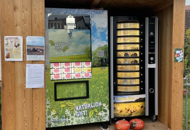 Garten- und Landschaftbau Wölfel in Steudach, Erlangen Automat, SB-Hofladen oder Verkaufsstand von Garten- und Landschaftbau Wölfel in Steudach, Erlangen