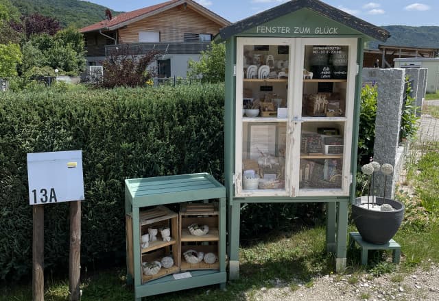 Fenster zum Glück in Winn, Leinburg Automat, SB-Hofladen oder Verkaufsstand von Fenster zum Glück in Winn, Leinburg