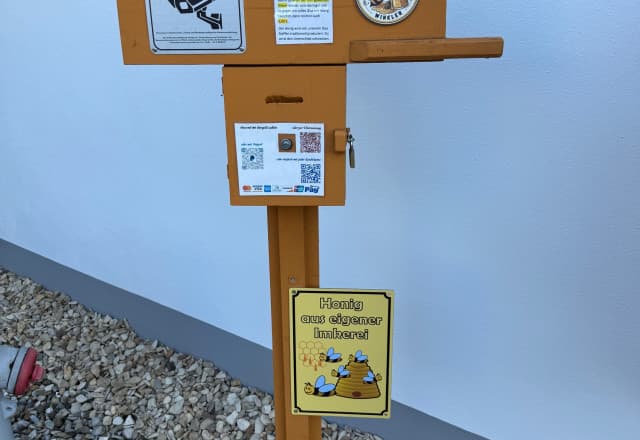 Honighaus Steffen Winkler in Burk, Forchheim Automat, SB-Hofladen oder Verkaufsstand von Honighaus Steffen Winkler in Burk, Forchheim