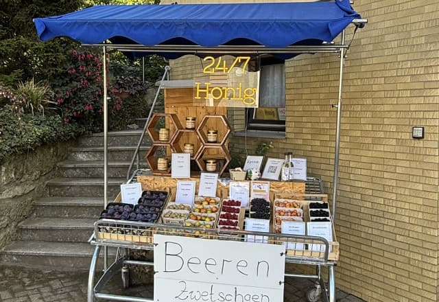Obst und Honigverkauf in Hiltpoltstein