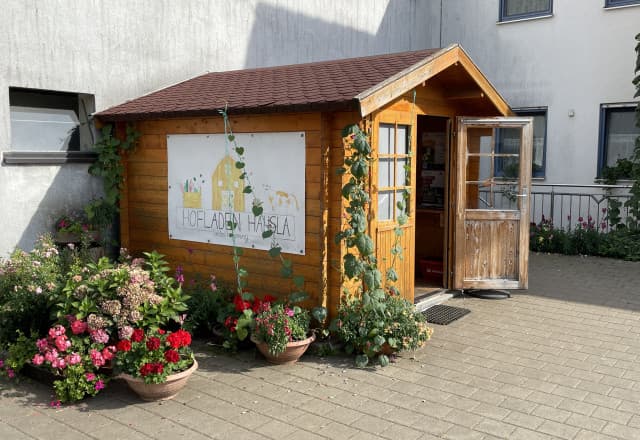 Dorner's Hofladen Häusla in Eysölden, Thalmässing Automat, SB-Hofladen oder Verkaufsstand von Dorner's Hofladen Häusla in Eysölden, Thalmässing