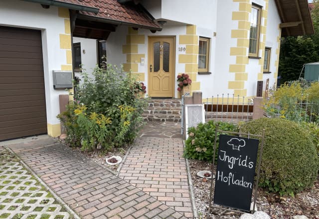 Ingrid's Hofladen in Willersdorf, Hallerndorf Automat, SB-Hofladen oder Verkaufsstand von Ingrid's Hofladen in Willersdorf, Hallerndorf