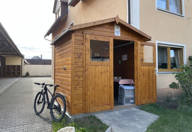 Hütte Familie Eckert in Herpersdorf, Eckental Automat, SB-Hofladen oder Verkaufsstand von Hütte Familie Eckert in Herpersdorf, Eckental
