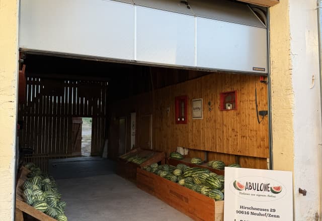 Abulone in Hirschneuses, Neuhof a.d.Zenn Automat, SB-Hofladen oder Verkaufsstand von Abulone in Hirschneuses, Neuhof a.d.Zenn