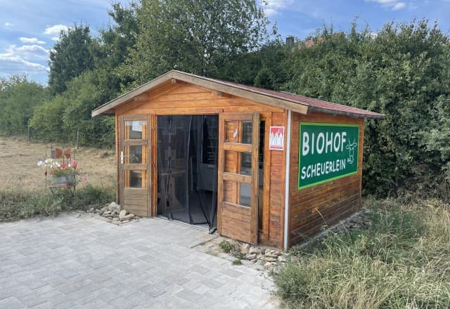 Biohof Scheuerlein Milchtankstelle in Stockheim, Spalt Automat, SB-Hofladen oder Verkaufsstand von Biohof Scheuerlein Milchtankstelle in Stockheim, Spalt