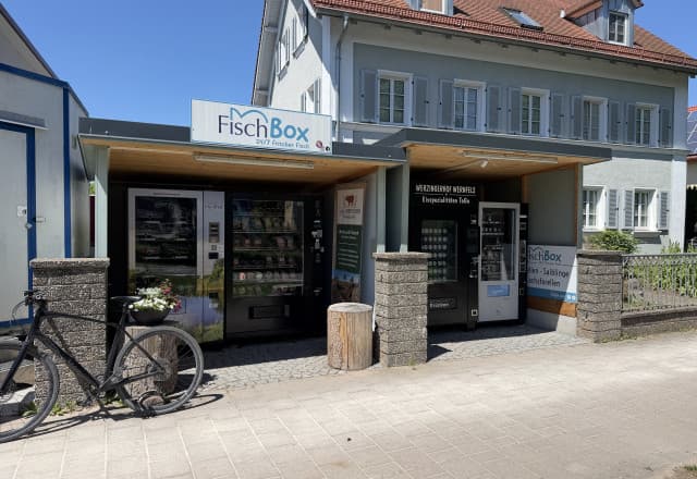 FischBox - Fischhof Hausmann in Neuendettelsau Automat, SB-Hofladen oder Verkaufsstand von FischBox - Fischhof Hausmann in Neuendettelsau